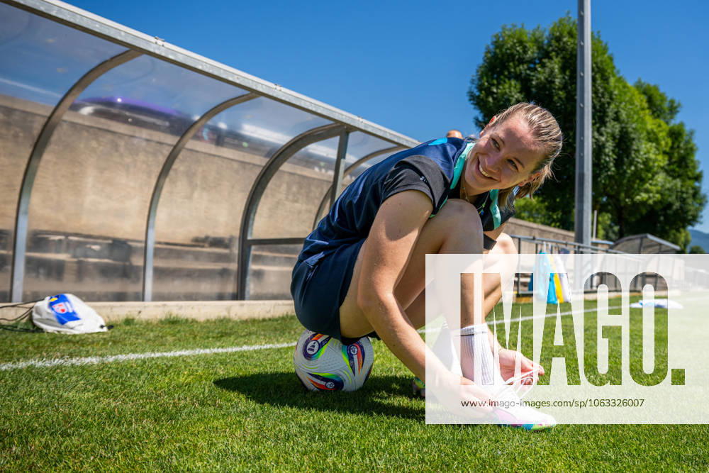 Elisabeth Terland of the Norwegian women s national football team during a training session ahead of the UEFA Women s Euro 2025 on June 29, 2025 in Neuchatel. Photo: Vegard Grott BILDBYRAN kod VG VG0774 bbeng fotboll football soccer fotball fotbolls-em fotball em europamästerskap em uefa womens euro em 2025 träning practice training trening norge norway dam day -3