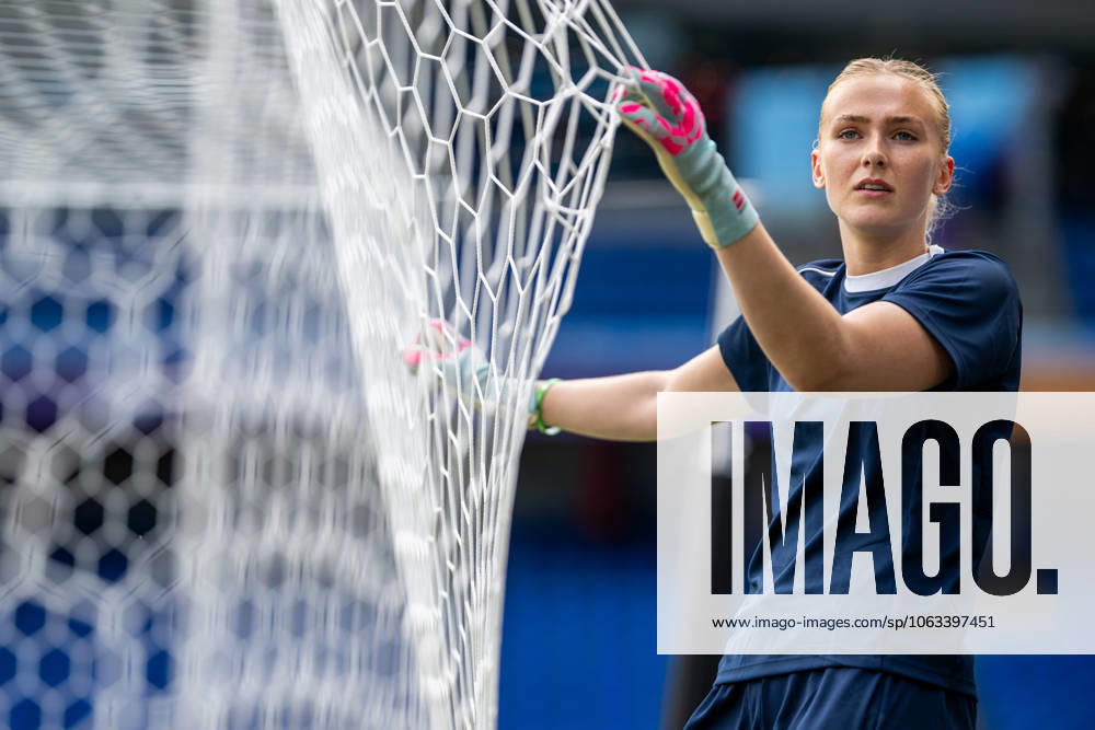 Goalkeeper Selma Panengstuen of the Norwegian women s national football team during a training session ahead of the UEFA Women s Euro 2025 on July 1, 2025 in Basel. Photo: Vegard Grott BILDBYRAN kod VG VG0777 bbeng fotboll football soccer fotball fotbolls-em fotball em europamästerskap em uefa womens euro em 2025 träning practice training trening norge norway dam day -1