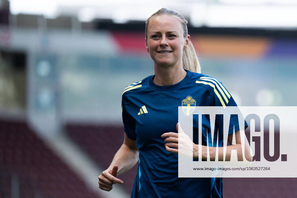 Amanda Ilestedt of the Swedish women s national football team at a training session during the UEFA Women s Euro 2025 Championship on July 3, 2025 in Geneva. Photo: Mathias Bergeld BILDBYRAN kod MB MB1166 fotboll football soccer fotball fotbolls-em europamästerskap em uefa womens euro uefa womens european football championship womens euro 2024 dam kvinner women träning practice training sverige sweden 2 bbeng