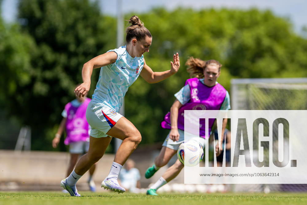 Vilde Boe Risa of the Norwegian women s national football team at a training session during the UEFA Women s Euro 2025 on July 5, 2025 in Neuchatel. Photo: Vegard Grott BILDBYRAN kod VG VG0780 bbeng fotboll football soccer fotball fotbolls-em fotball em europamästerskap em uefa womens euro em 2025 träning practice training trening norge norway dam day4