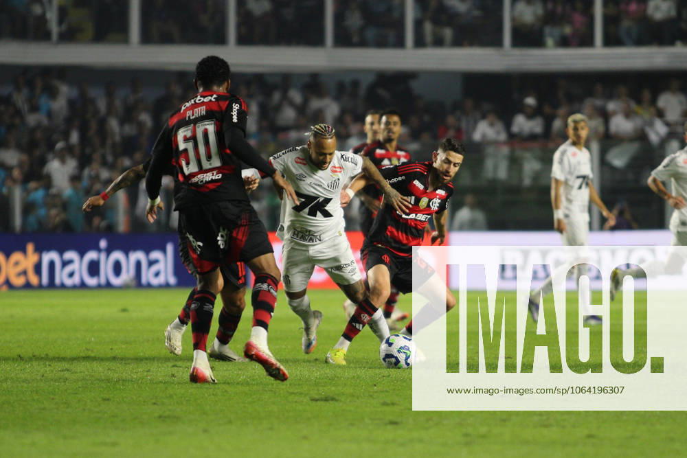 Match between Santos and Flamengo Santos (SP), 7 16 2025 - Football Santos x Flamengo - Neymar, during the match between Santos x Flamengo, valid for the 14th round of the Brazilian Championship Series A, held at Vila Belmiro, this Wednesday (16). Sao Paulo Brasil