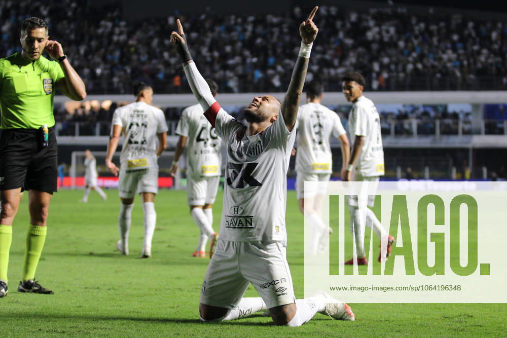 Match between Santos and Flamengo Santos (SP), 7 16 2025 - Football Santos x Flamengo - Neymar celebrates a goal, during the match between Santos x Flamengo, valid for the 14th round of the Brazilian Championship Series A, held at Vila Belmiro, this Wednesday (16). Sao Paulo Brasil