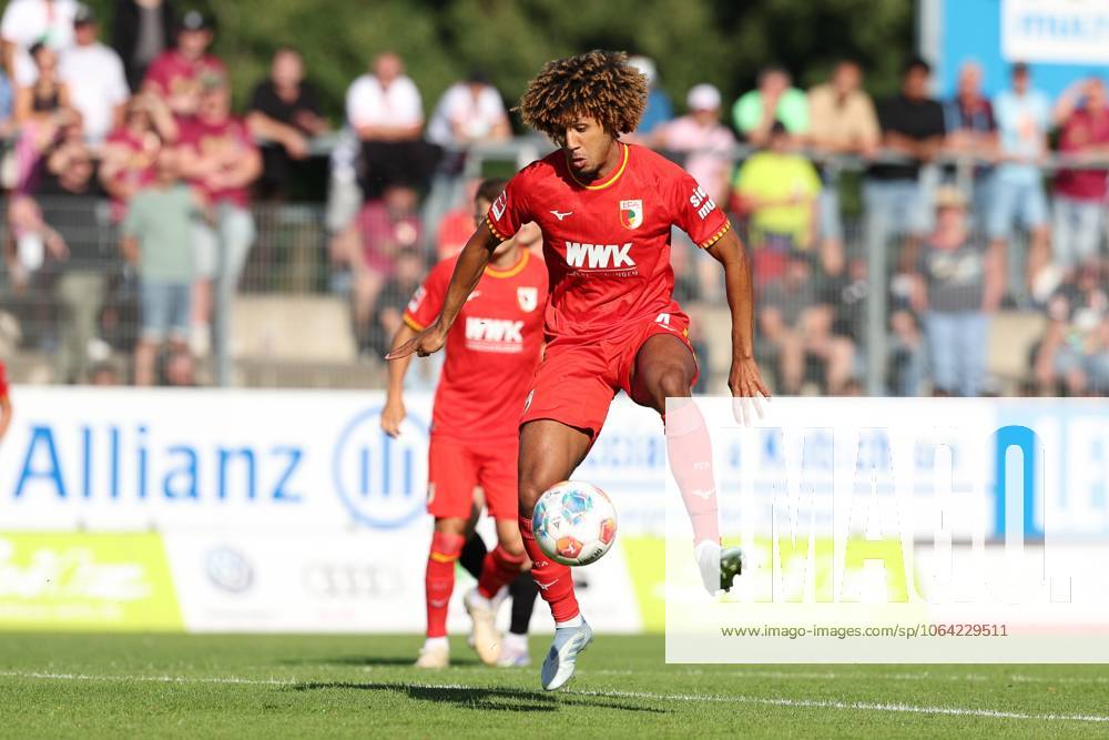 Han-Noah Massengo 4 (FC Augsburg), FC Augsburg vs. FC Memmingen, Fussball, Testspiel, 18.07.2025 Memmingen Bayern Deutschland