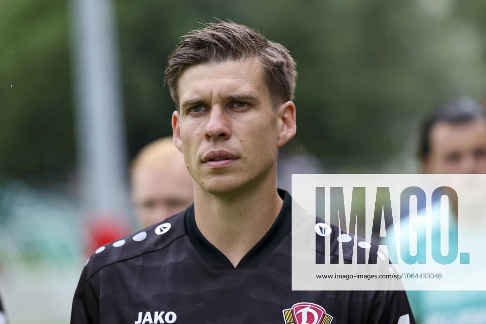 Alexander Rossipal (SG Dynamo Dresden, 19) , Fussball, Testspiel, 2025 2026, SC Freiburg vs. SG Dynamo Dresden, 25.07.2025, Fussballplatz Schruns, Schruns, Österreich Schruns Fussballplatz Schruns Vorarlberg Österreich