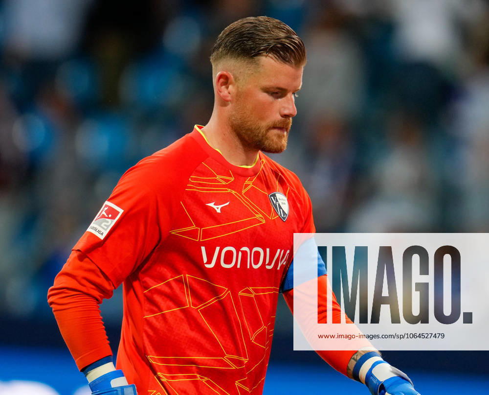 Timo Horn (VfL Bochum 1848, 1) GER, VfL Bochum vs Bayer 04 Leverkusen, Fussball, Testspiel, Saison 2025 2026, 27.07.2025 DFL REGULATIONS PROHIBIT ANY USE OF PHOTOGRAPHS AS IMAGE SEQUENCES AND OR QUASI-VIDEO GER, VfL Bochum vs Bayer 04 Leverkusen, Fussball, Testspiel, Saison 2025 2026, 27.07.2025 Bochum