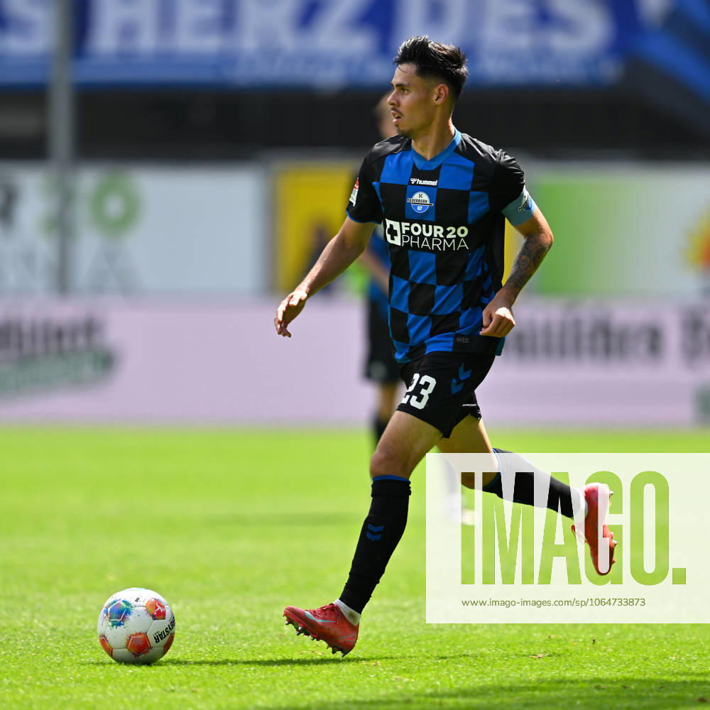Paderborn, Home Deluxe Arena, 02.08.25, GER, Herren, 2.Bundesliga, Saison 2025-2026, SC Paderborn 07 - KSV Holstein Kiel Bild: Raphael OBERMAIR (Paderborn) DFL regulations prohibit any use of photographs as image sequences and or quasi-video. NRW Deutschland