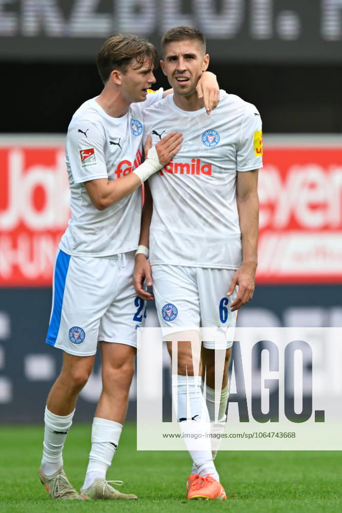 Paderborn, Home Deluxe Arena, 02.08.25, GER, Herren, 2.Bundesliga, Saison 2025-2026, SC Paderborn 07 - KSV Holstein Kiel Bild: DFL regulations prohibit any use of photographs as image sequences and or quasi-video. NRW Deutschland