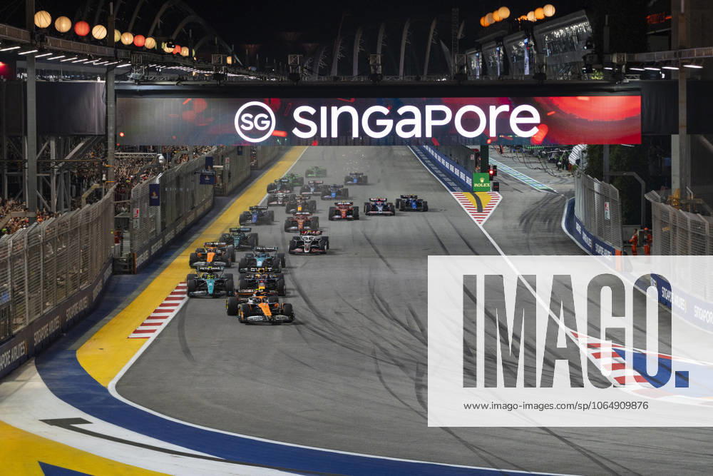 Formula 1 Singapore Grand Prix SINGAPORE, SINGAPORE - SEPTEMBER 22: Thousands of fans watch the Formula 1 Singapore Grand Prix at the Marina Bay Street Circuit in Singapore on September 22, 2024. More than 269,000 fans turned out over race weekend according to the organisers. Singapore World. Editorial use only. Please get in touch for any other usage.