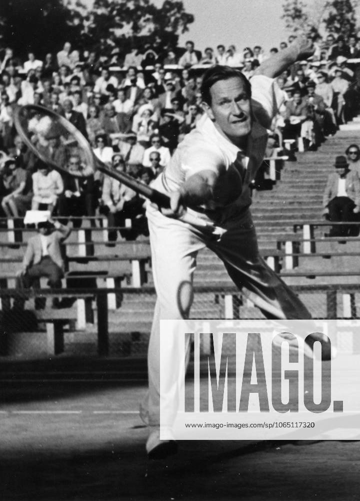 Tennis U.B.z. Gottfried von Cramm (Deutschland) !ACHTUNG AUFNAHMEDATUM GESCHÄTZT!