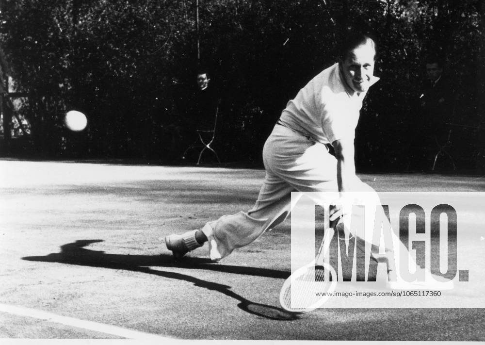 Tennis U.B.z. Gottfried von Cramm (Deutschland) !ACHTUNG AUFNAHMEDATUM GESCHÄTZT!