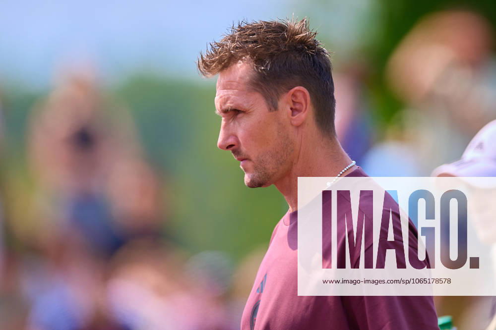 Miroslav Klose (1.FC Nuernberg, Chef-Trainer) Portrait, Freisteller GER, FV Illertissen 1921 e.V. vs 1. FC Nuernberg, Fussball, Herren DFB Pokal, 1. Runde, Saison 2025 2026, 16.08.2025 DFB regulations prohibit any use of photographs as image sequences and or quasi-video GER, FV Illertissen 1921 e.V. vs 1. FC Nuernberg, Fussball, Herren DFB Pokal, 1. Runde, Saison 2025 2026, 16.08.2025 Illertissen