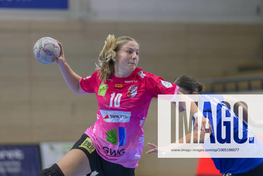Viktoria Marksteiner (Halle, 10), SV Union Halle-Neustadt - HC Leipzig, Handball Frauen, Bundesliga, Halle (Saale) Cup, Finale, Saison 2025 26, 16.08.2025 Halle SWH Arena Sachsen-Anhalt Deutschland