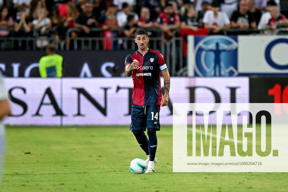 Cagliari s Alessandro Deiola in action during the Coppa Italia Frecciarossa soccer match between Cagliari Calcio and Virtus Entella at the Unipol Domus in Cagliari, Sardinia - Saturday, 16 august 2025. - Soccer