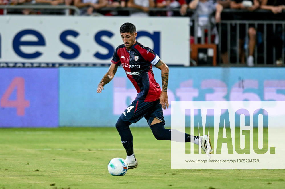 Cagliari s Alessandro Deiola in action during the Coppa Italia Frecciarossa soccer match between Cagliari Calcio and Virtus Entella at the Unipol Domus in Cagliari, Sardinia - Saturday, 16 august 2025. - Soccer