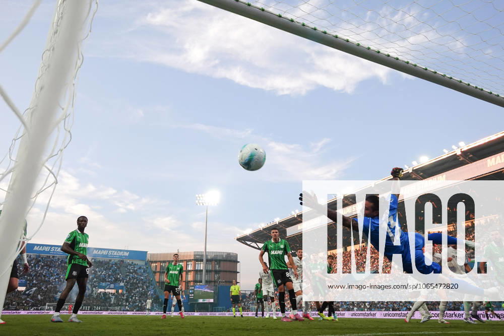 Napoli s Kevin De Bruyne goal 0-2 during the Serie A soccer match between Sassuolo and Napoli at the Mapei Stadium Cittˆ del Tricolore in Reggio Emilia, north Italy - Saturday, August 23, 2025 - - Soccer -