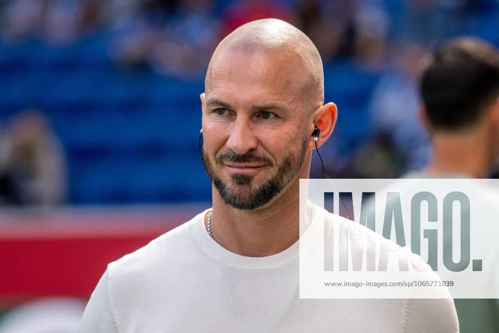 Trainer Christian Ilzer (TSG 1899 Hoffenheim). Deutschland, Sinsheim, 30.08.2025, Fussball, Bundesliga: TSG 1899 Hoffenheim vs Eintracht Frankfurt, Saison 2025 2026, 2. Spieltag, PreZero Arena DFL DFB REGULATIONS PROHIBIT ANY USE OF PHOTOGRAPHS AS IMAGE SEQUENCES AND OR QUASI-VIDEO.