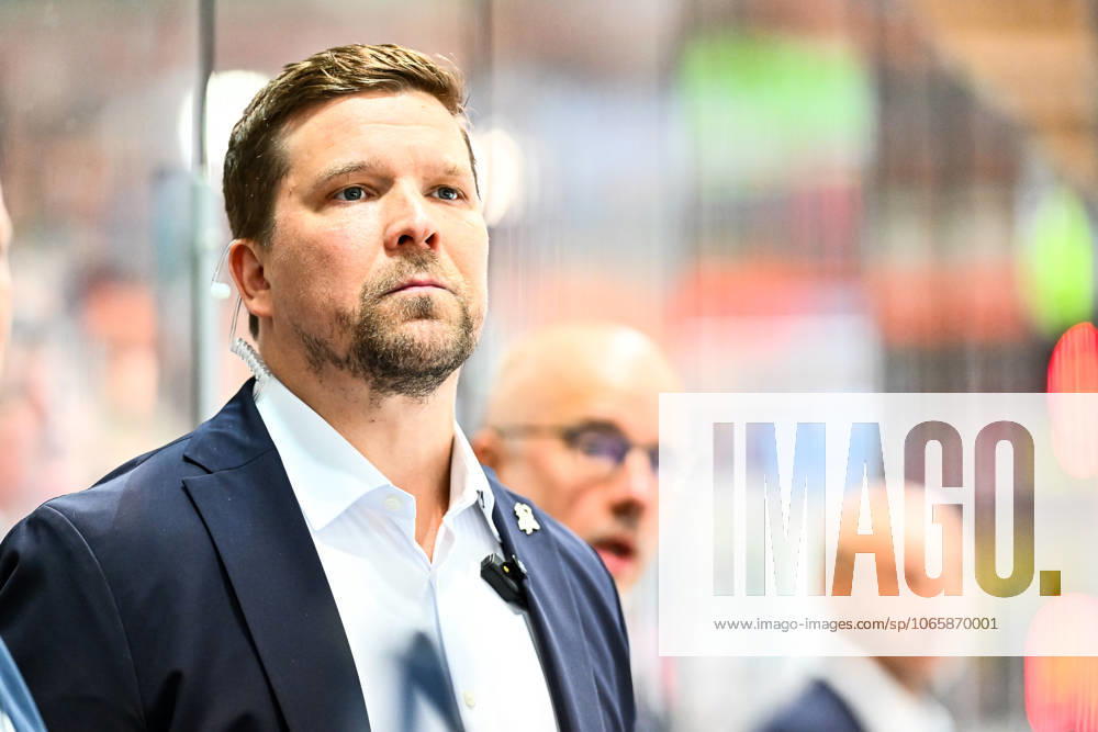 Jannu Kujala (Co-Trainer, Assistant Coach, Performance Coach, Iserlohn Roosters), GER, Iserlohn Roosters vs. Kölner Haie, Eishockey, Gottfried Schultz NRW Cup, Finale, Spielzeit 2025 2026, 31.08.2025, GER, Iserlohn Roosters vs. Kölner Haie, Eishockey, Gottfried Schultz NRW Cup, Finale, Spielzeit 2025 2026, 31.08.2025 Iserlohn