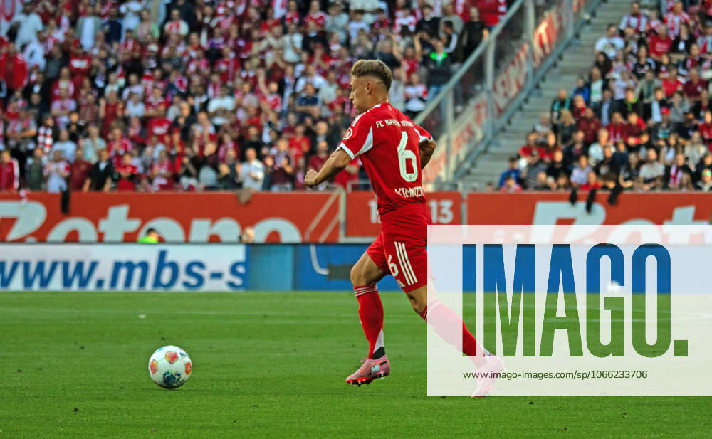 FC Augsburg - FC Bayern München Deutschland, Augsburg, 30.08.2025, Fussball, Bundesliga, FC Augsburg - FC Bayern München (2:3): Joshua Kimmich (FC Bayern München).