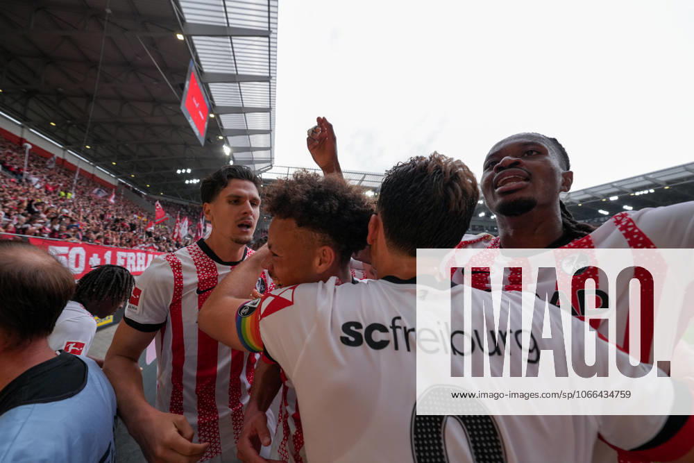 Torjubel, Emotionen, Torschuss, Abschluss, Torerfolg, Tor, Treffer , Deutschland, Fussball, 1. Bundesliga, 3.Spieltag, 2025 2026, SC Freiburg vs. VfB Stuttgart, 13.09.2025, Europa-Park Stadion, Freiburg, Deutschland DFL REGULATIONS PROHIBIT ANY USE OF PHOTOGRAPHS AS IMAGE SEQUENCES AND OR QUASI-VIDEO. Freiburg Europa-Park Stadion Baden-Württemberg Deutschland