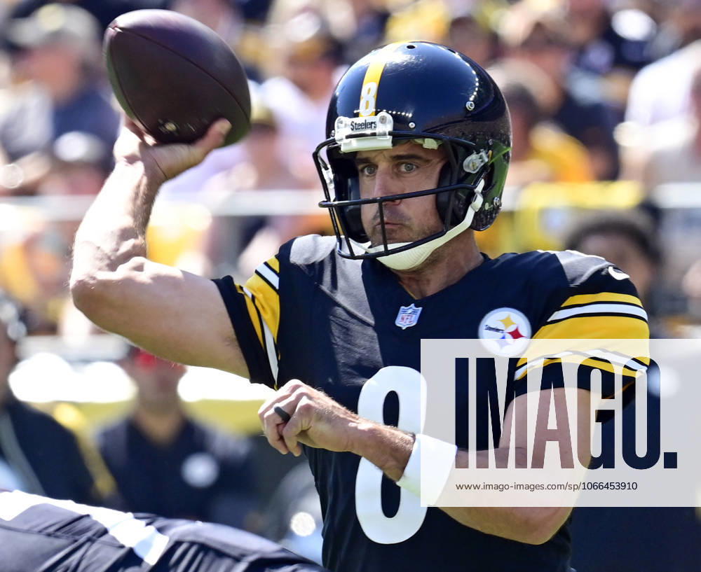 Pittsburgh Steelers quarterback Aaron Rodgers (8) throws in the first quarter of the Pittsburgh Steelers home opener against the Seattle Seahawks at Acrisure Stadium Sunday, September 14, 2025 in Pittsburgh. PIT2025091409 ARCHIExCARPENTER