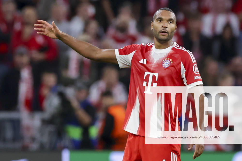 Jonathan Tah (FC Bayern Muenchen) gestikuliert, UEFA Champions League 2025 26 League Phase MD1, FC Bayern München v Chelsea FC, Football Arena Munich am 17. September 2025 in München, Deutschland. (Foto von Marco Steinbrenner DeFodi Images) Jonathan Tah (FC Bayern Muenchen) gestures, UEFA Champions League 2025 26 League Phase MD1, FC Bayern München v Chelsea FC, Football Arena Munich, September 17, 2025 in Munich, Germany. (Photo by Marco Steinbrenner DeFodi Images)