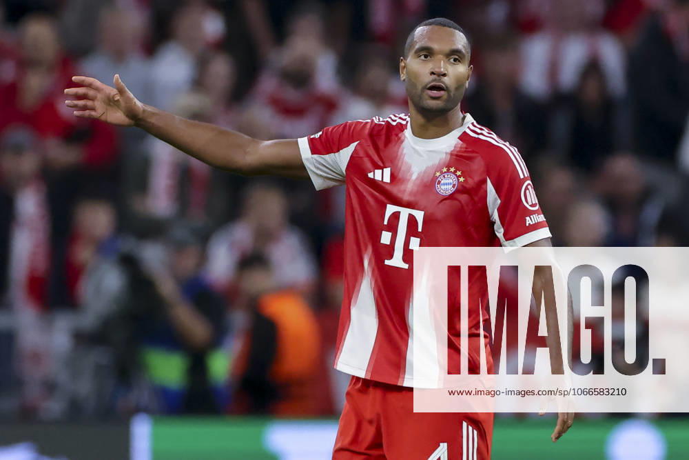 Jonathan Tah (FC Bayern Muenchen) gestikuliert, UEFA Champions League 2025 26 League Phase MD1, FC Bayern München v Chelsea FC, Football Arena Munich am 17. September 2025 in München, Deutschland. (Foto von Marco Steinbrenner DeFodi Images) Jonathan Tah (FC Bayern Muenchen) gestures, UEFA Champions League 2025 26 League Phase MD1, FC Bayern München v Chelsea FC, Football Arena Munich, September 17, 2025 in Munich, Germany. (Photo by Marco Steinbrenner DeFodi Images)