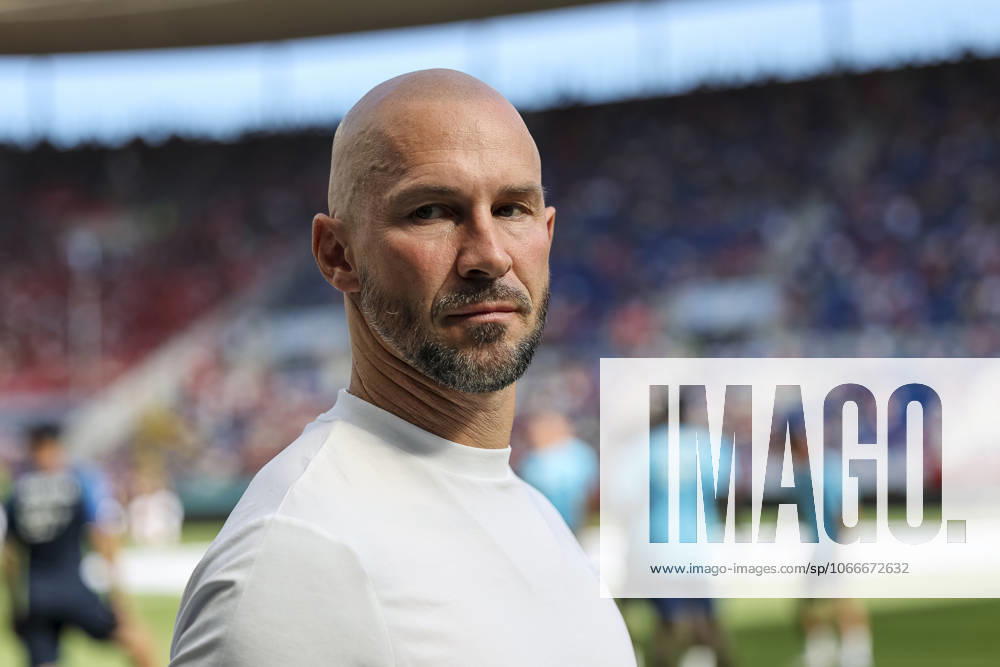 Christian Ilzer (TSG Hoffenheim Trainer) , Deutschland, Fussball, 1. Bundesliga, 4.Spieltag, 2025 2026, TSG Hoffenheim vs. FC Bayern München, 20.09.2025, PreZero Arena, Sinsheim, Deutschland Sinsheim PreZero Arena Baden-Württemberg Deutschland