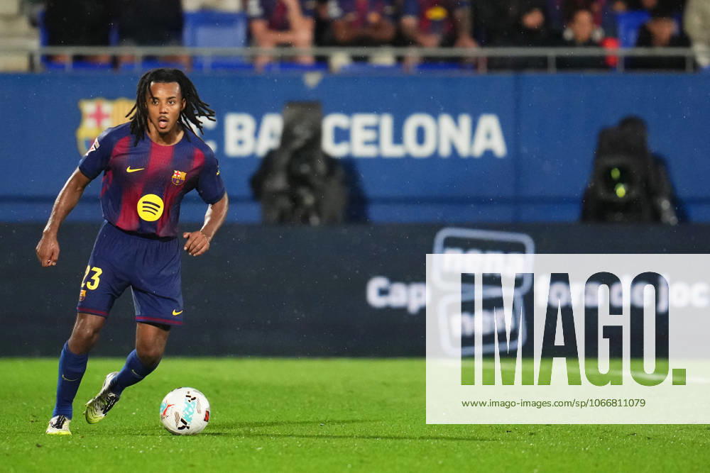 ESP: FC Barcelona, Barca - Getafe CF. La Liga EA Sports. Date 5 Jules Kounde of FC Barcelona during the La Liga EA Sports match between FC Barcelona - Getafe CF played at Johan Cruyff Stadium on September 21, 2025 in Barcelona. kpng