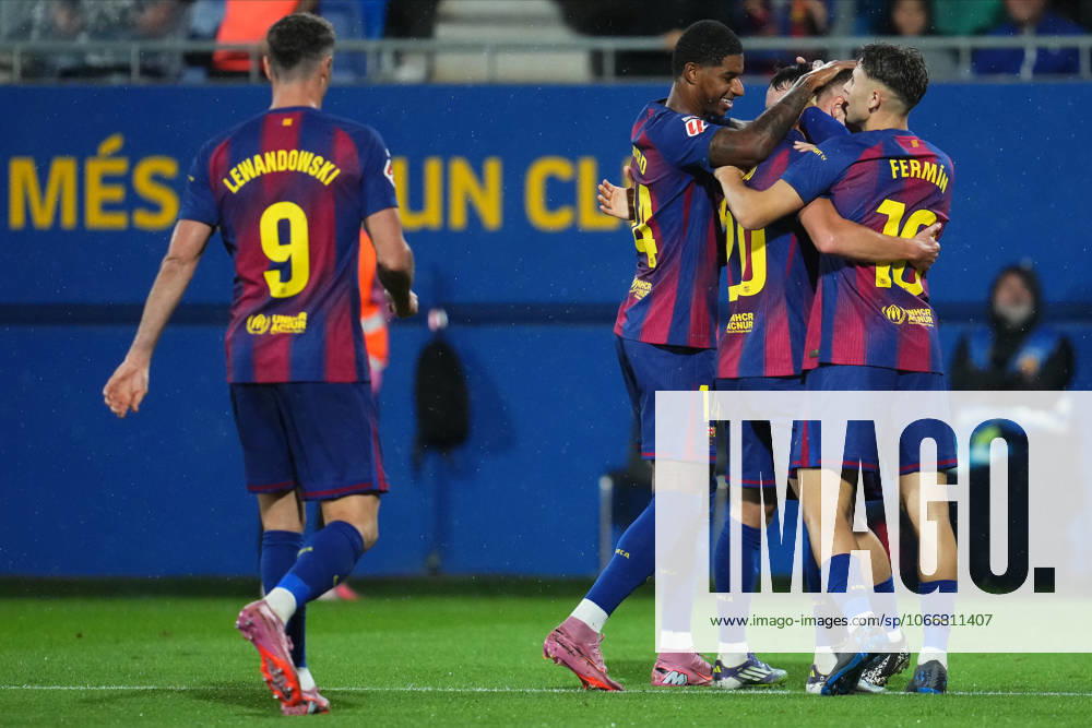ESP: FC Barcelona, Barca - Getafe CF. La Liga EA Sports. Date 5 FC Barcelona players celebrating goal during the La Liga EA Sports match between FC Barcelona - Getafe CF played at Johan Cruyff Stadium on September 21, 2025 in Barcelona. kpng
