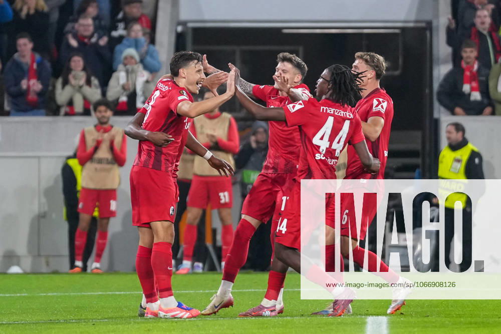 Maximilian Eggestein (SC Freiburg, 08) Torjubel, Emotionen, Torschuss, Abschluss, Torerfolg, Tor, Treffer , Deutschland, Fussball, UEFA Europa League, 1.Spieltag, Ligaphase, 2025 2026, SC Freiburg vs. FC Basel, 24.09.2025, Europa-Park Stadion, Freiburg, Deutschland Freiburg Europa-Park Stadion Baden-Württemberg Deutschland