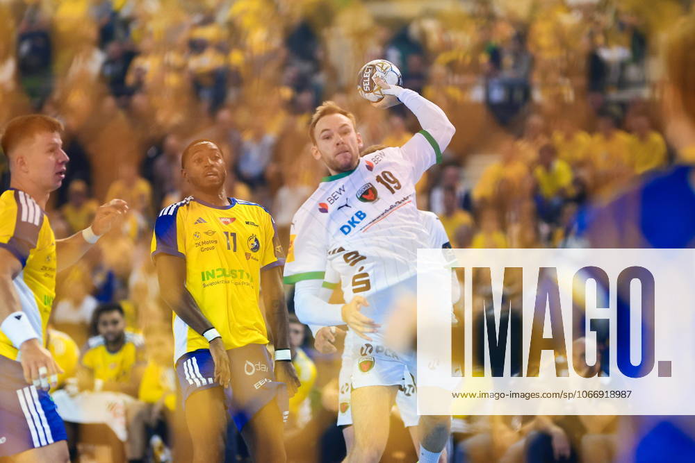 2025.09.25 Kielce Pilka reczna , Liga Mistrzow EHF , sezon 2025 26 Industria Kielce - Fuechse Berlin N z Benoit Kounkoud, Mathias Gidsel Foto Tomasz Fafara PressFocus 2025.09.25 Kielce Handball , EHF Champions League , 2025 2026 season Industria Kielce - Fuechse Berlin Benoit Kounkoud, Mathias Gidsel Credit: Tomasz Fafara PressFocus NEWSPIX.PL --- newspix.pl