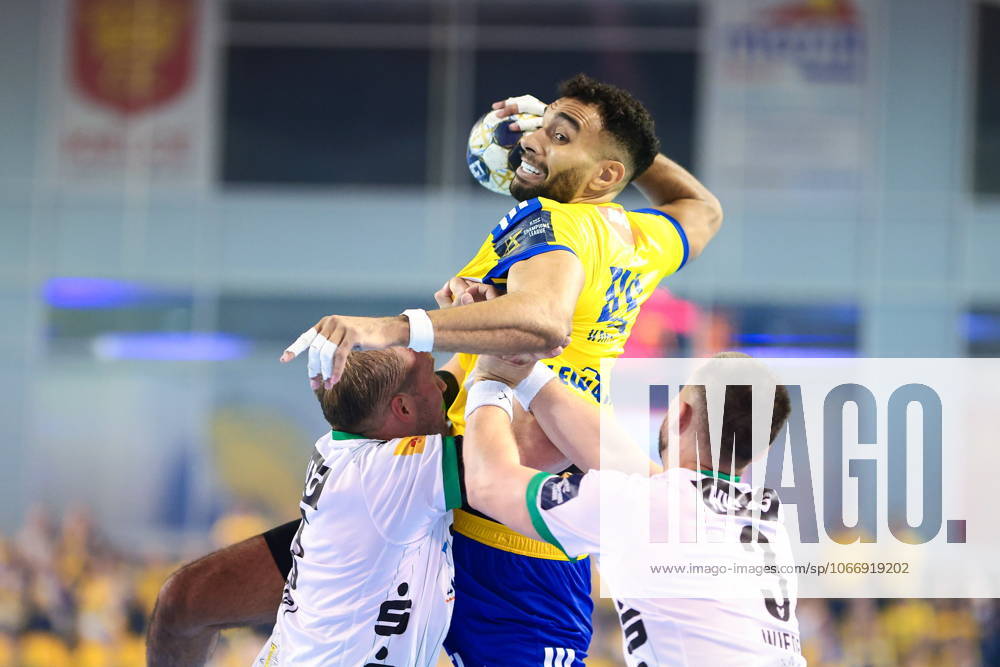 2025.09.25 Kielce Pilka reczna , Liga Mistrzow EHF , sezon 2025 26 Industria Kielce - Fuechse Berlin N z Hassan Kaddah Foto Tomasz Fafara PressFocus 2025.09.25 Kielce Handball , EHF Champions League , 2025 2026 season Industria Kielce - Fuechse Berlin Hassan Kaddah Credit: Tomasz Fafara PressFocus NEWSPIX.PL --- newspix.pl