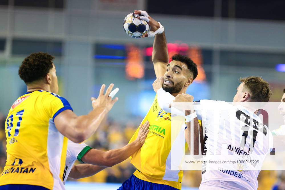 2025.09.25 Kielce Pilka reczna , Liga Mistrzow EHF , sezon 2025 26 Industria Kielce - Fuechse Berlin N z Hassan Kaddah Foto Tomasz Fafara PressFocus 2025.09.25 Kielce Handball , EHF Champions League , 2025 2026 season Industria Kielce - Fuechse Berlin Hassan Kaddah Credit: Tomasz Fafara PressFocus NEWSPIX.PL --- newspix.pl