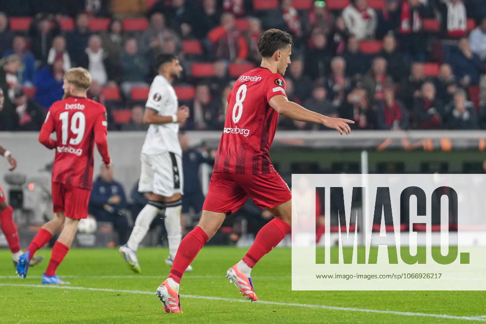 Maximilian Eggestein (SC Freiburg, 08) Torjubel, Emotionen, Torschuss, Abschluss, Torerfolg, Tor, Treffer , Deutschland, Fussball, UEFA Europa League, 1.Spieltag, Ligaphase, 2025 2026, SC Freiburg vs. FC Basel, 24.09.2025, Europa-Park Stadion, Freiburg, Deutschland Freiburg Europa-Park Stadion Baden-Württemberg Deutschland