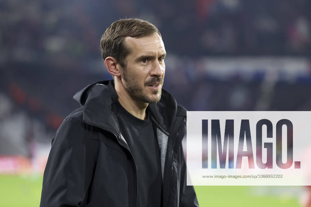Julian Schuster (SC Freiburg, Trainer) , Deutschland, Fussball, UEFA Europa League, 1. Spieltag, 2025 2026, SC Freiburg vs. FC Basel, 24.09.2025, Stadion am Wolfswinkel, Freiburg im Breisgau, Deutschland Freiburg im Breisgau Stadion am Wolfswinkel Baden-Württemberg Deutschland