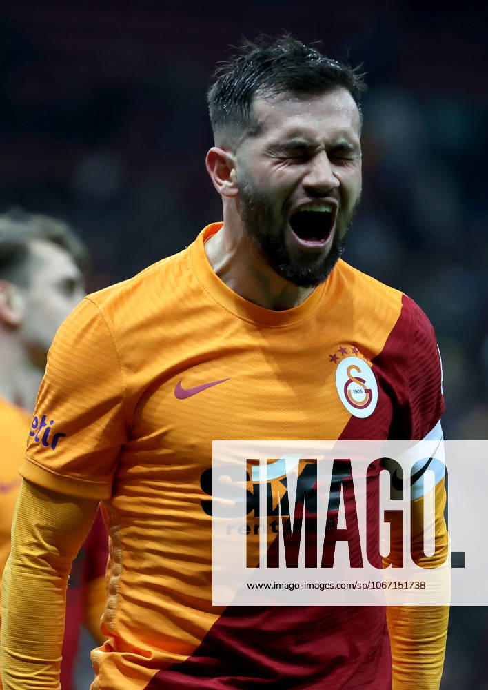 Galatasaray v Kasimpasa - Turkish Super Lig ISTANBUL, TURKIYE - JANUARY 20: Omer Bayram of Galatasaray gestures during Turkish Super Lig week 22 soccer match between Galatasaray and Kasimpasa in Istanbul, Turkiye on January 20, 2022. Istanbul Turkey. Editorial use only. Please get in touch for any other usage.