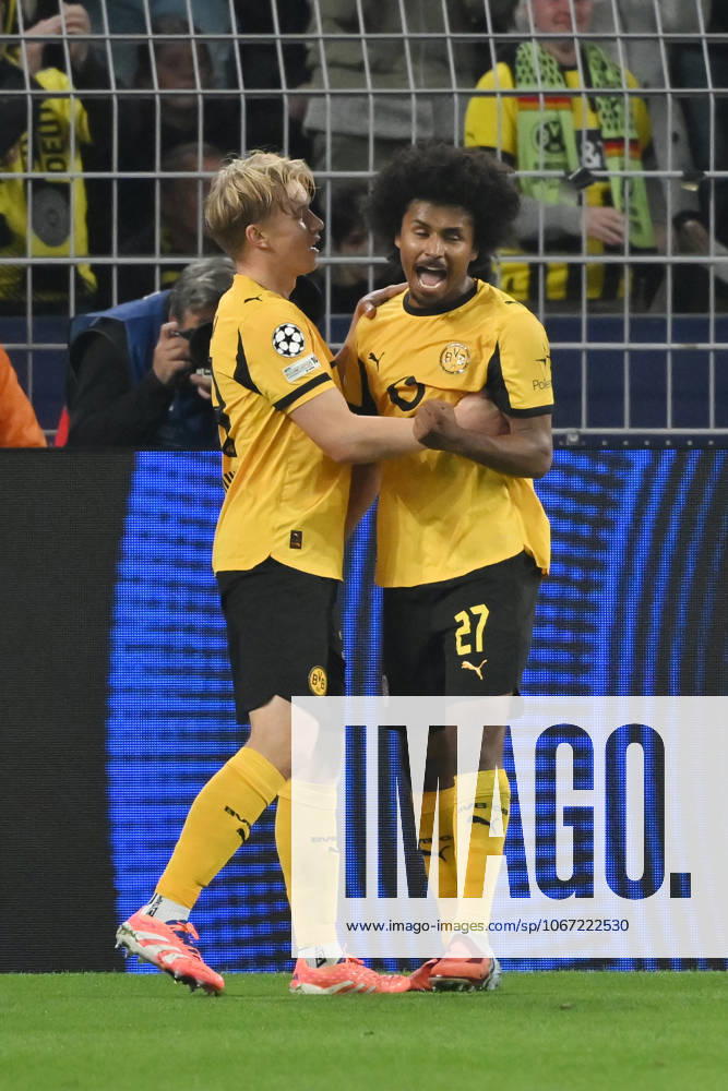 Jubel 1:0 Daniel Svensson (Borussia Dortmund), Karim Adeyemi (Borussia Dortmund), v.li. 01.10.2025, Fussball Champions League 2025 2026, 2. Spieltag, Borussia Dortmund - Athletic Bilbao UEFA regulations prohibit any use of photographs as image sequences and or quasi-video Dortmund Signal Iduna Park Nordrhein Westfalen Deutschland