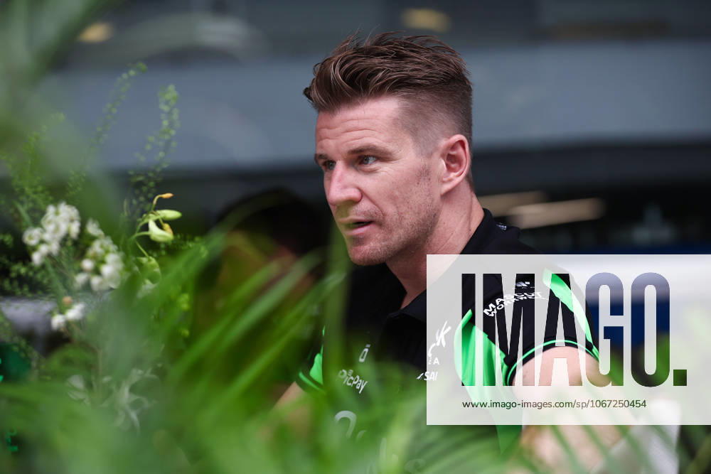 F1 - SINGAPORE GRAND PRIX 2025 HULKENBERG Nico (ger), Stake F1 Team Kick C45, portrait during the 2025 Formula 1 Singapore Grand Prix, 18th round of the 2025 FIA Formula One World Championship, WM, Weltmeisterschaft from October 3 to 5, 2025 on the Marina Bay Street Circuit, in Singapore - SingaporeSingapore