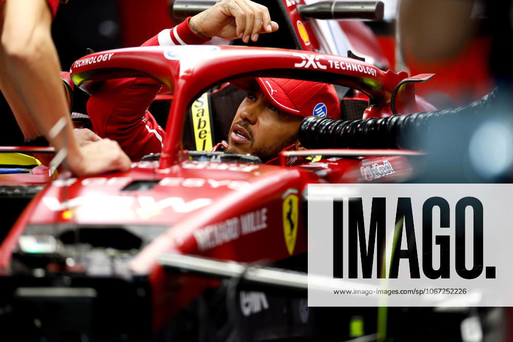 F1 - SINGAPORE GRAND PRIX 2025 HAMILTON Lewis (gbr), Scuderia Ferrari SF-25, portrait during the 2025 Formula 1 Singapore Grand Prix, 18th round of the 2025 FIA Formula One World Championship, WM, Weltmeisterschaft from October 3 to 5, 2025 on the Marina Bay Street Circuit, in Singapore - SingaporeSingapore