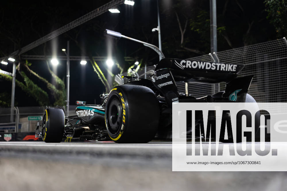 F1 - SINGAPORE GRAND PRIX 2025 12 KIMI ANTONELLI Andrea (ita), Mercedes AMG F1 Team W16, action during the 2025 Formula 1 Singapore Grand Prix, 18th round of the 2025 FIA Formula One World Championship, WM, Weltmeisterschaft from October 3 to 5, 2025 on the Marina Bay Street Circuit, in Singapore - SingaporeSingapore