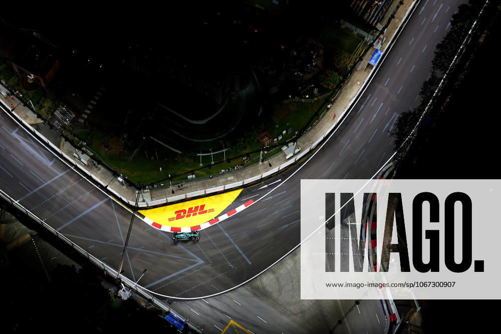 F1 - SINGAPORE GRAND PRIX 2025 14 ALONSO Fernando (spa), Aston Martin F1 Team AMR24, action during the 2025 Formula 1 Singapore Grand Prix, 18th round of the 2025 FIA Formula One World Championship, WM, Weltmeisterschaft from October 3 to 5, 2025 on the Marina Bay Street Circuit, in Singapore - SingaporeSingapore