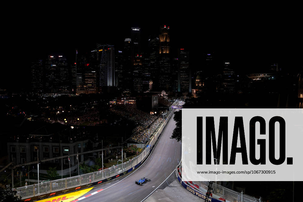 F1 - SINGAPORE GRAND PRIX 2025 23 ALBON Alexander (tha), Williams Racing FW47, action during the 2025 Formula 1 Singapore Grand Prix, 18th round of the 2025 FIA Formula One World Championship, WM, Weltmeisterschaft from October 3 to 5, 2025 on the Marina Bay Street Circuit, in Singapore - SingaporeSingapore