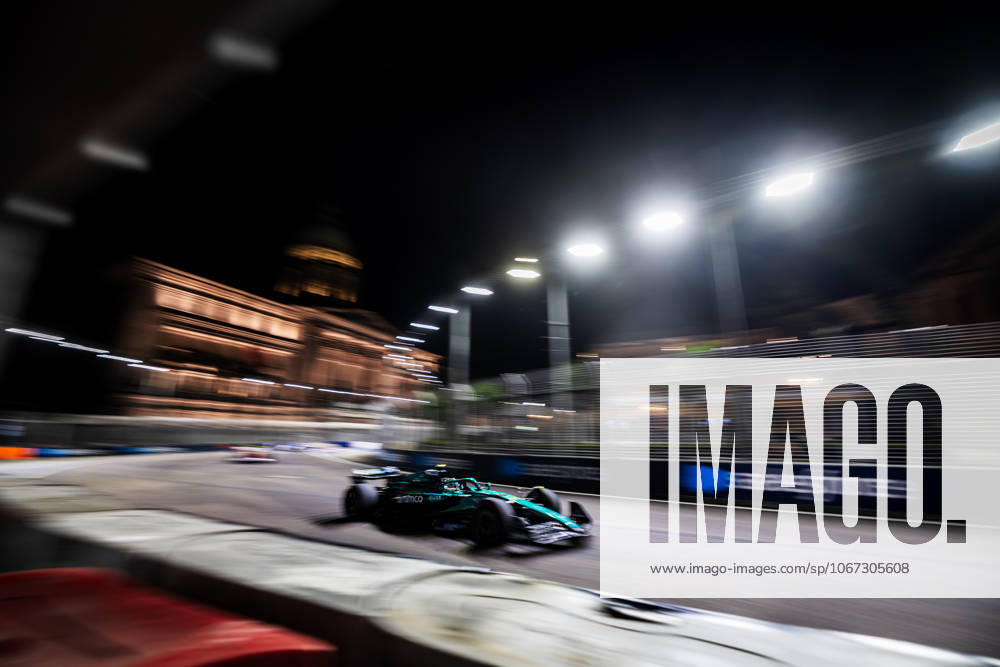2025 Formula One Singapore Grand Prix Marina Bay Street Circuit, Singapore, Singapore. 3.October.2025; Fernando Alonso of Spain and Aston Martin Aramco F1 Team during Free Practice 2 Formula One Singapore Grand Prix (Photo by Jay Hirano) Singapore Marina Bay Street Circuit Singapore
