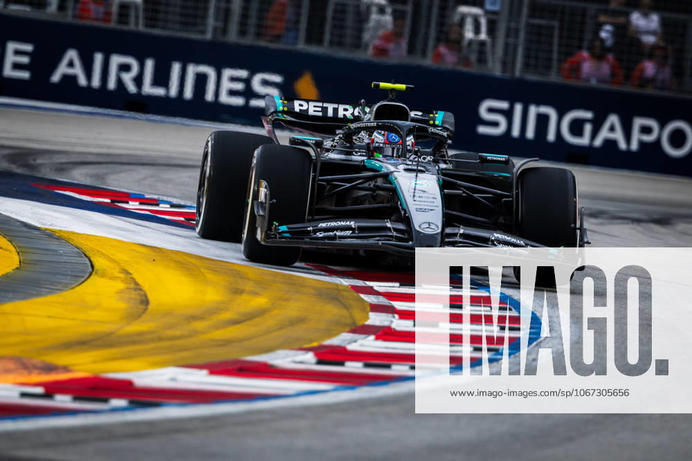 2025 Formula One Singapore Grand Prix Marina Bay Street Circuit, Singapore, Singapore. 3.October.2025; Andrea Kimi Antonelli of Italy and Mercedes-AMG PETRONAS F1 Team during Free Practice 1 Formula One Singapore Grand Prix (Photo by Jay Hirano) Singapore Marina Bay Street Circuit Singapore