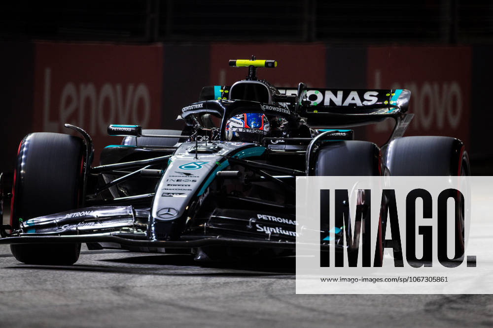 2025 Formula One Singapore Grand Prix Marina Bay Street Circuit, Singapore, Singapore. 3.October.2025; Andrea Kimi Antonelli of Italy and Mercedes-AMG PETRONAS F1 Team during Free Practice 2 Formula One Singapore Grand Prix (Photo by Jay Hirano) Singapore Marina Bay Street Circuit Singapore