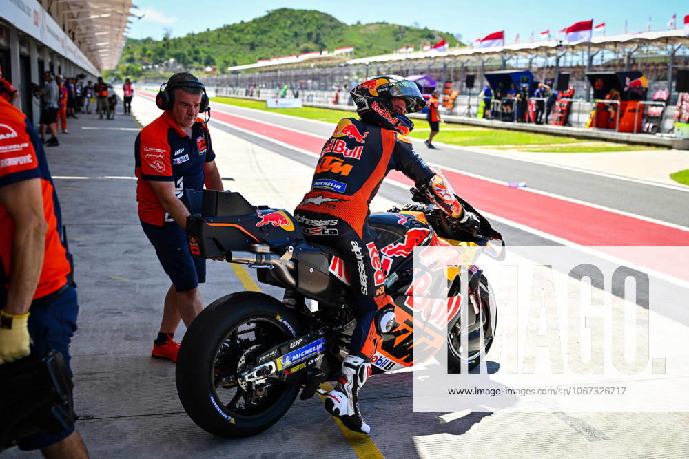 MOTO - MOTO GP - GRAND PRIX OF INDONESIA 2026 37 ACOSTA Pedro (spa), Red Bull KTM Factory Racing, KTM RC16, action during the 2025 MotoGP Pertamina Grand Prix of Indonesia on the Mandalika circuit from October 3 to 5, At West Nusa Tenggara, Indonesia - West Nusa TenggaraIndonesia