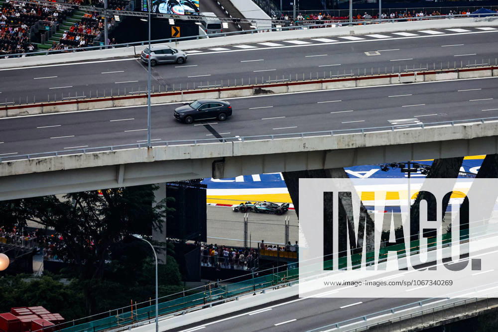 F1 - SINGAPORE GRAND PRIX 2025 12 KIMI ANTONELLI Andrea (ita), Mercedes AMG F1 Team W16, action during the 2025 Formula 1 Singapore Grand Prix, 18th round of the 2025 FIA Formula One World Championship, WM, Weltmeisterschaft from October 3 to 5, 2025 on the Marina Bay Street Circuit, in Singapore - SingaporeSingapore