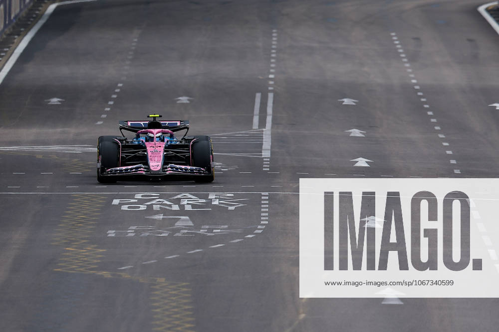 F1 - SINGAPORE GRAND PRIX 2025 43 COLAPINTO Franco (arg), Alpine F1 Team A525, action during the 2025 Formula 1 Singapore Grand Prix, 18th round of the 2025 FIA Formula One World Championship, WM, Weltmeisterschaft from October 3 to 5, 2025 on the Marina Bay Street Circuit, in Singapore - SingaporeSingapore