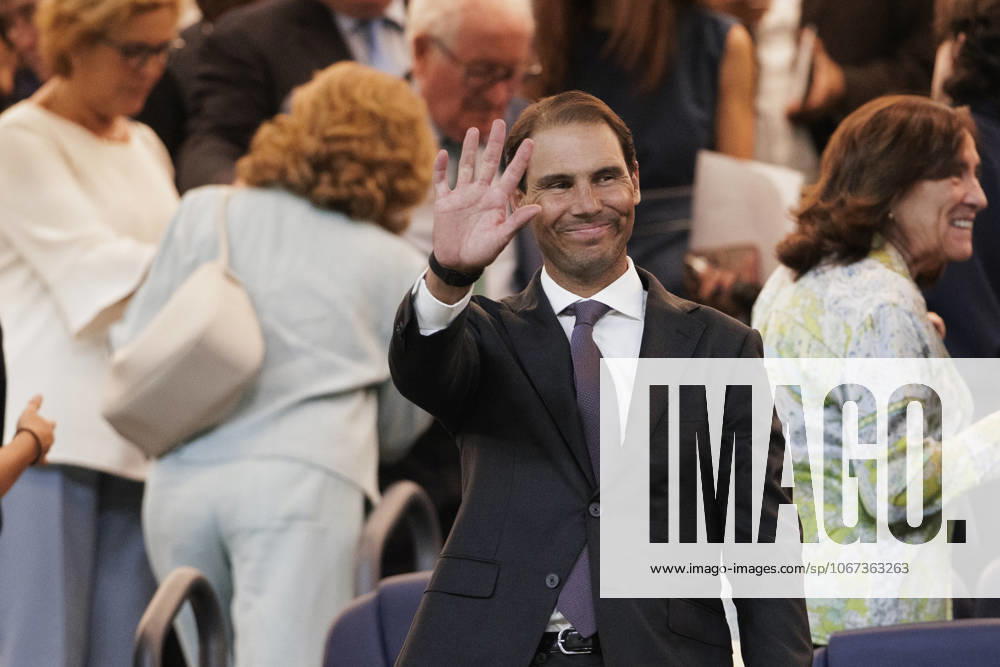 LA LIGA EA Sports - Real Madrid vs Villarreal MADRID, SPAIN - October 4: former tennis player Rafael Nadal attends to the La Liga 2025 26 match between Real Madrid and Villarreal at Santiago Bernabeu Stadium. (Photo by Guille Martinez f22photo) Madrid Santiago Bernabeu Stadium Spain