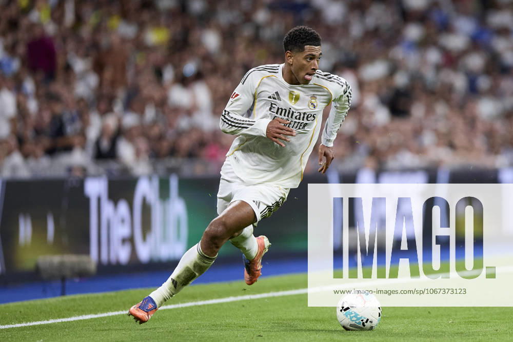 Jude Bellingham of Real Madrid CF during La Liga football match between Real Madrid CF v Villareal CF at Santiago Bernabeu Stadium in Madrid, Spain, October 4, 2025 Madrid Spain - ZUMAa206 20251004_zsp_a206_130